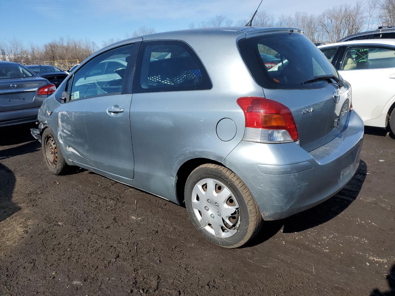 2009 Toyota Yaris - Image 2