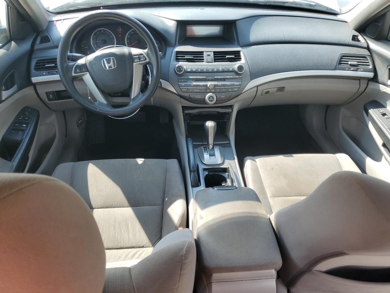 2012 Honda Accord - Image 8