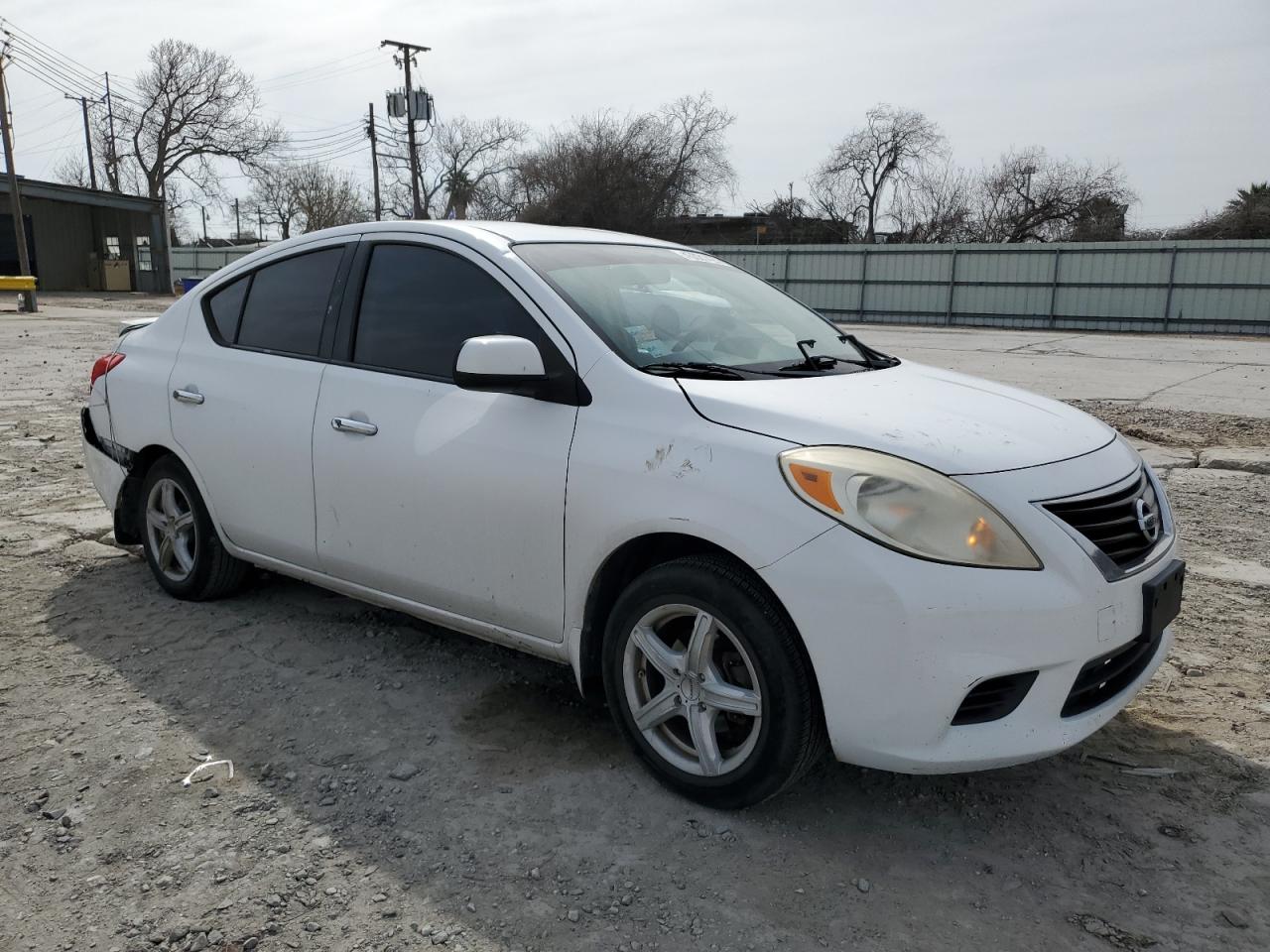 2014 Nissan Versa - Image 4