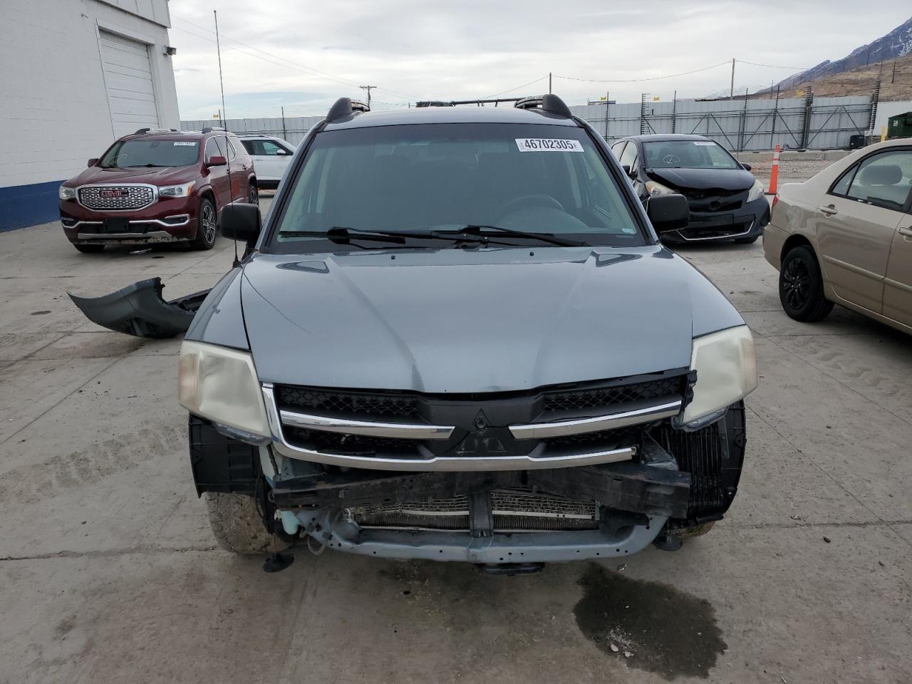 2007 Mitsubishi Endeavor - Image 5