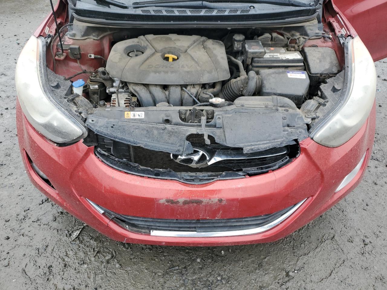 2013 Hyundai Elantra - Image 11