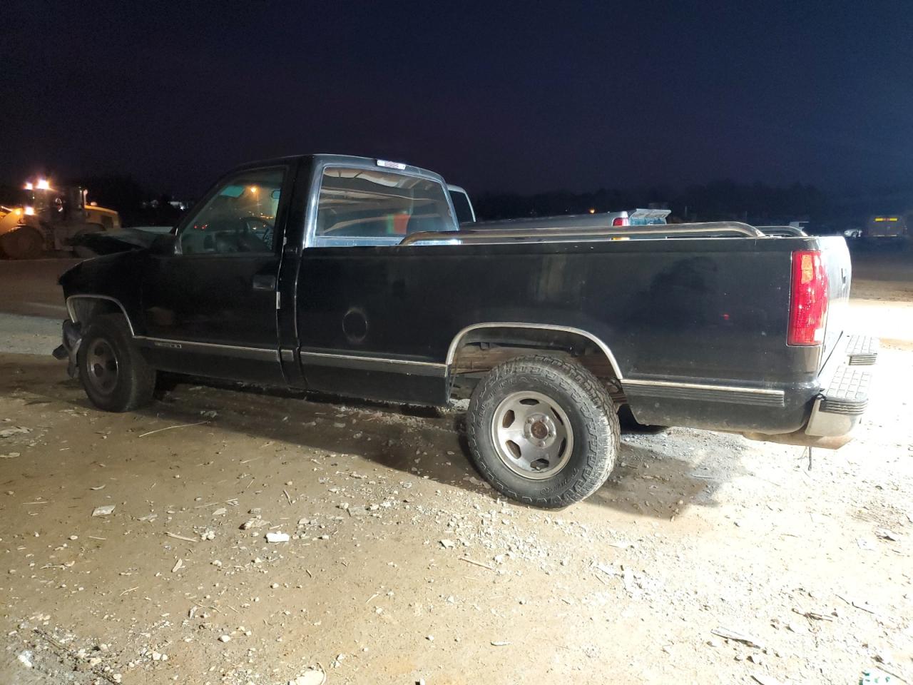1996 GMC Sierra - Image 2