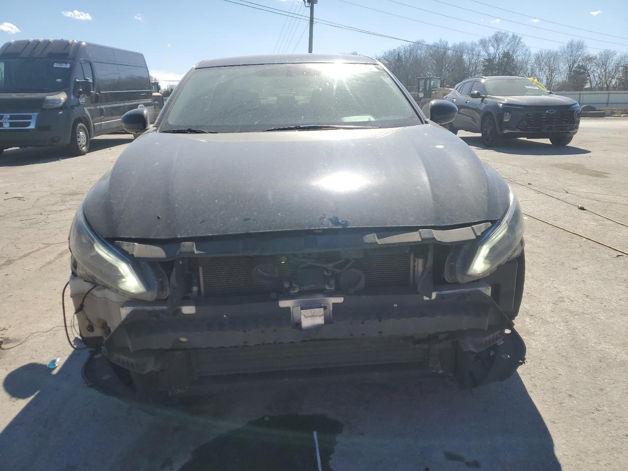 2019 Nissan Altima - Image 5