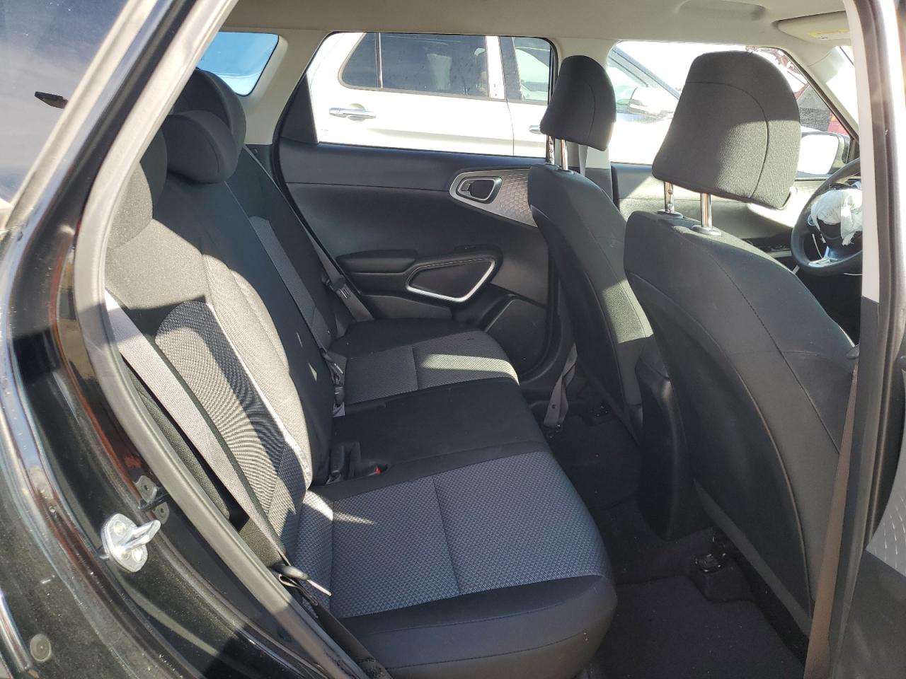 2022 Kia Soul - Image 10