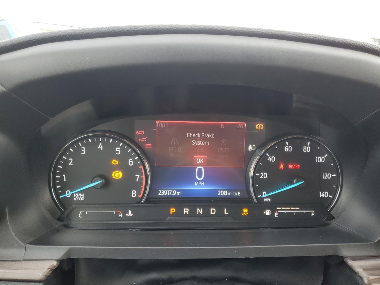 2021 Ford Explorer - Image 9
