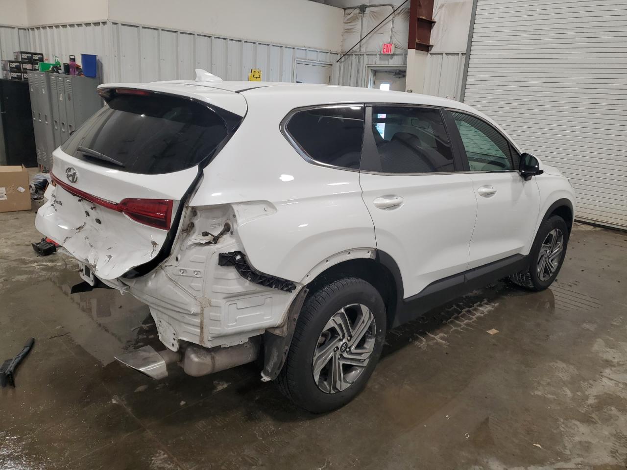2022 Hyundai Santa Fe - Image 3