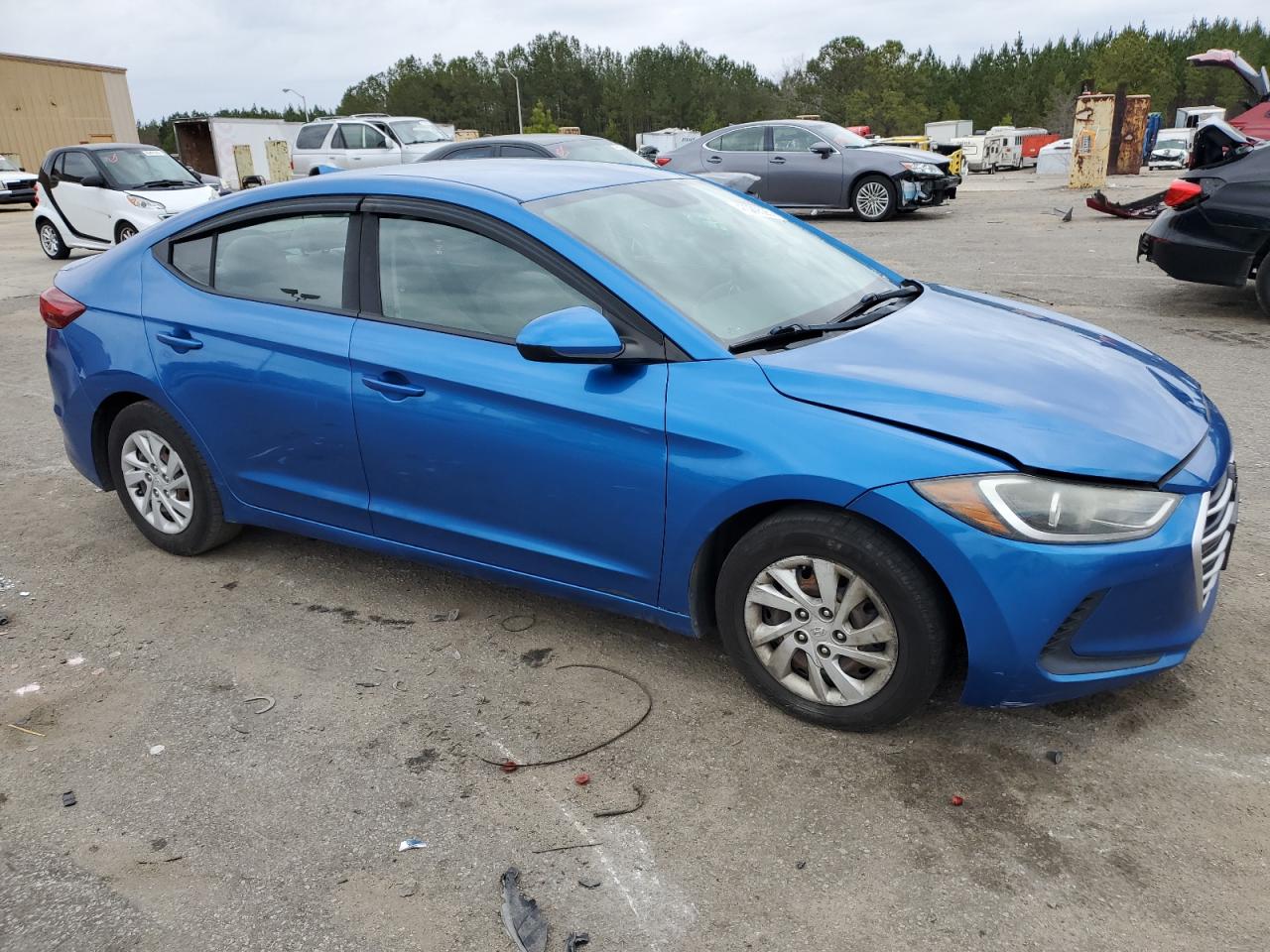 2017 Hyundai Elantra - Image 4