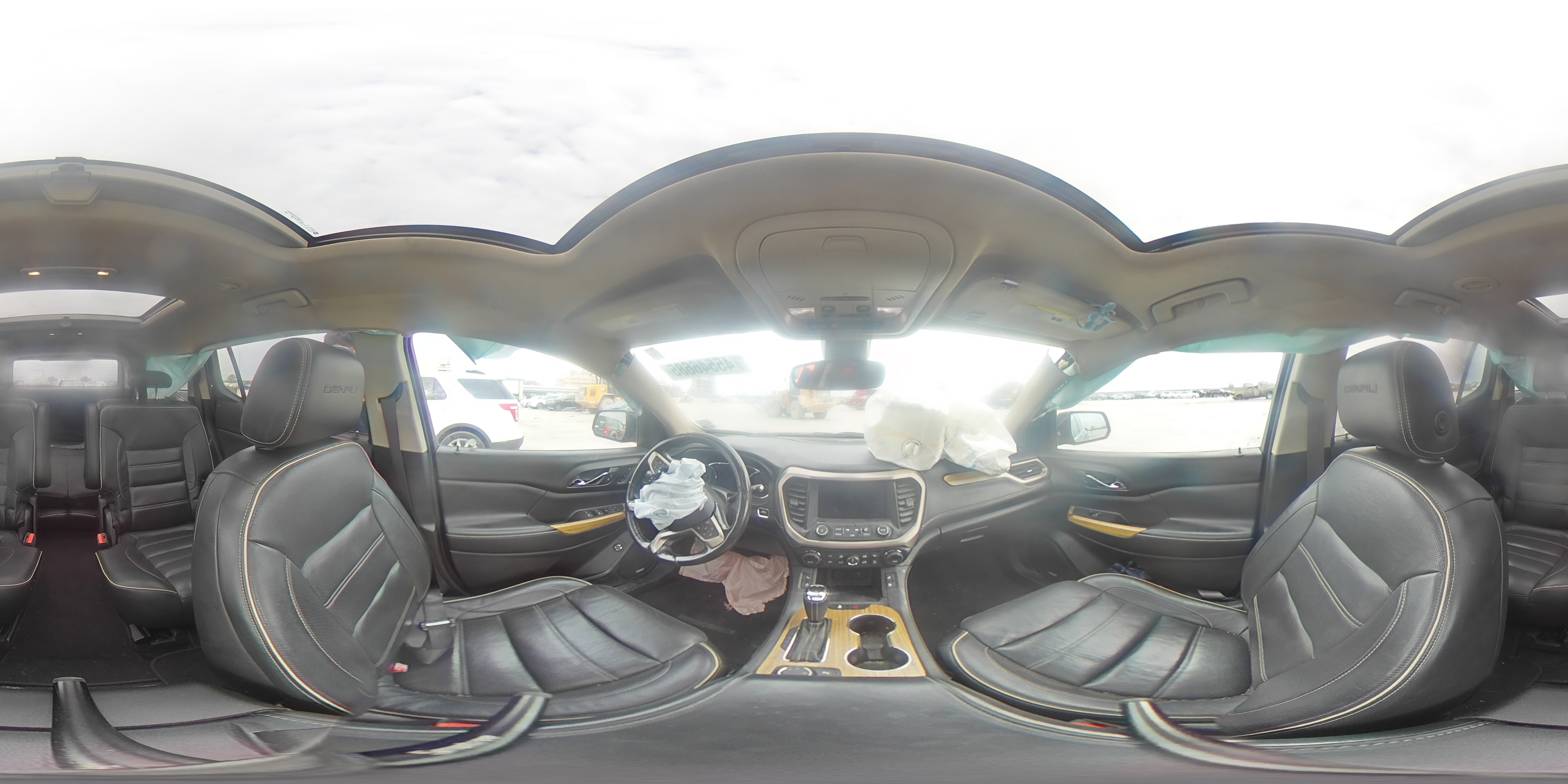 2017 GMC Acadia - Image 13