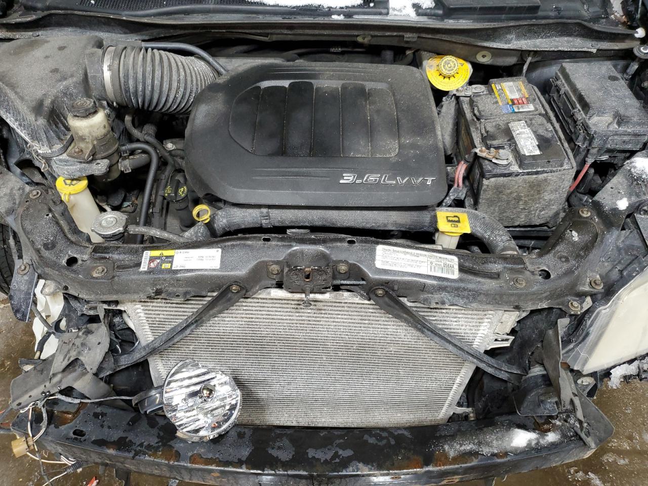 2014 Chrysler Town & Country - Image 14