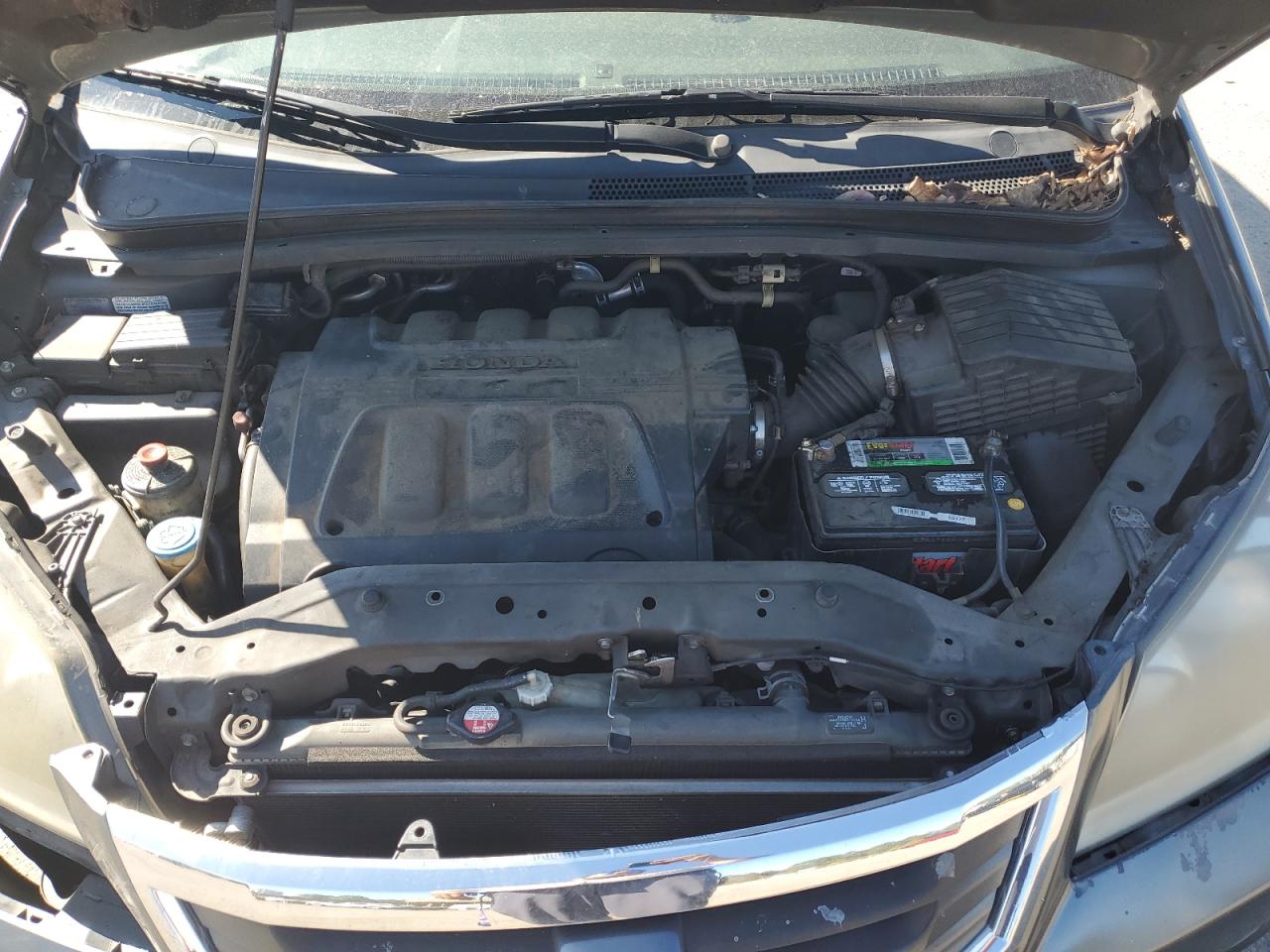 2010 Honda Odyssey - Image 12