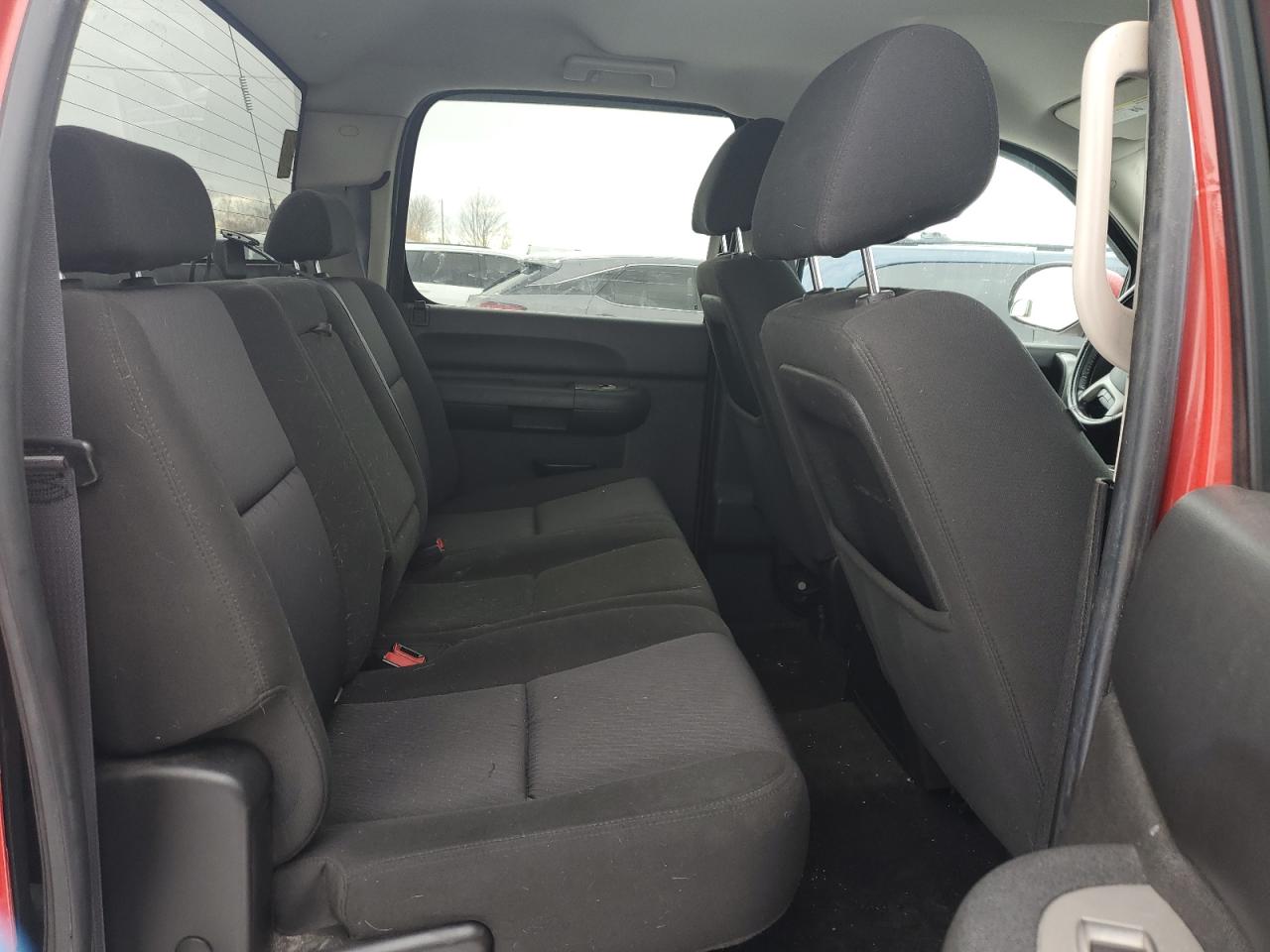 2011 Chevrolet Silverado - Image 10
