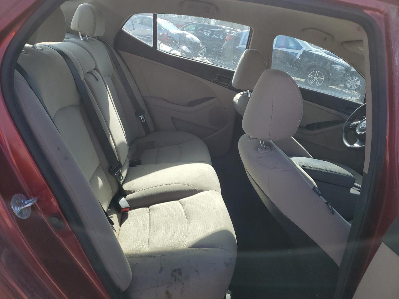 2014 Kia Optima - Image 11