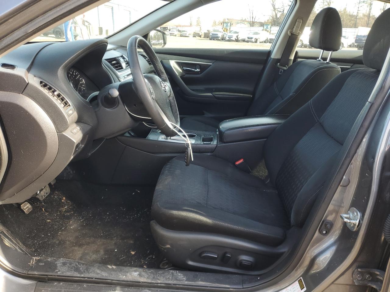 2017 Nissan Altima - Image 7