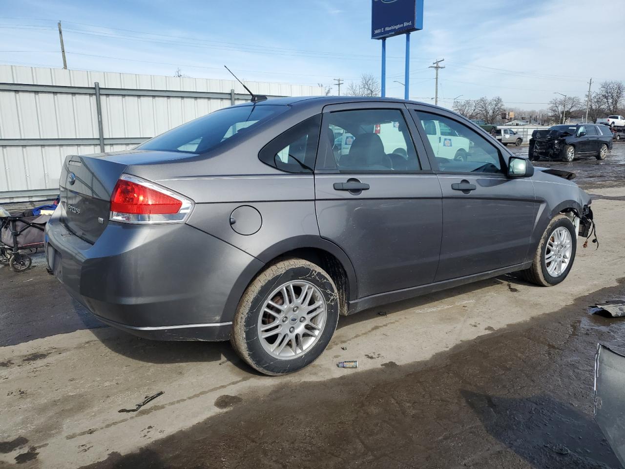 2010 Ford Focus - Image 3
