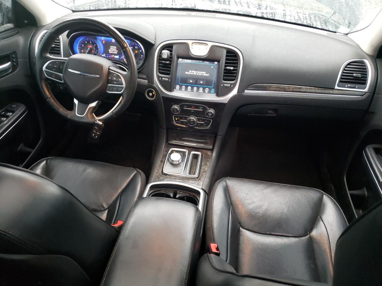 2017 Chrysler 300 - Image 8