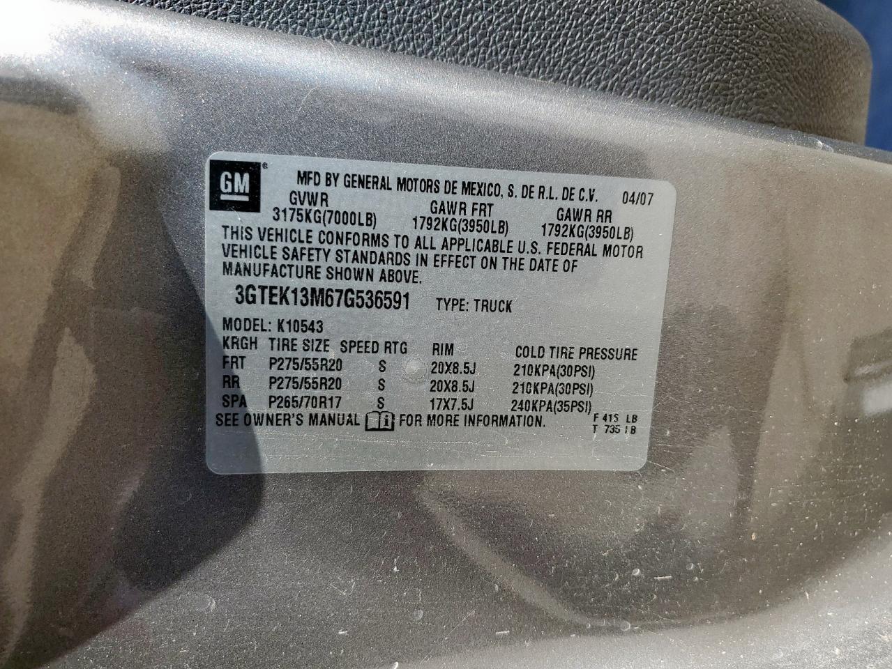 2007 GMC Sierra - Image 12