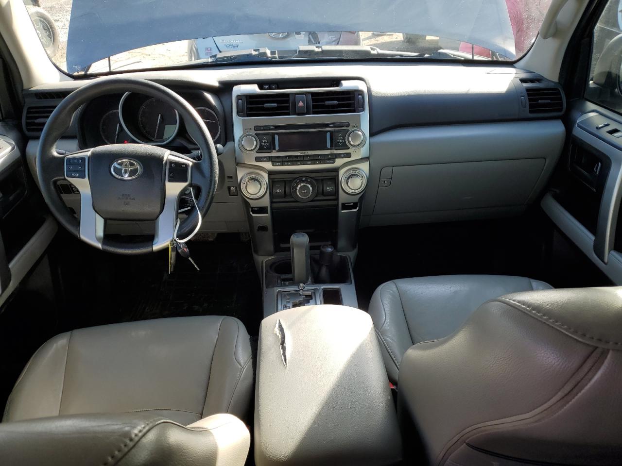 2011 Toyota 4Runner - Image 8