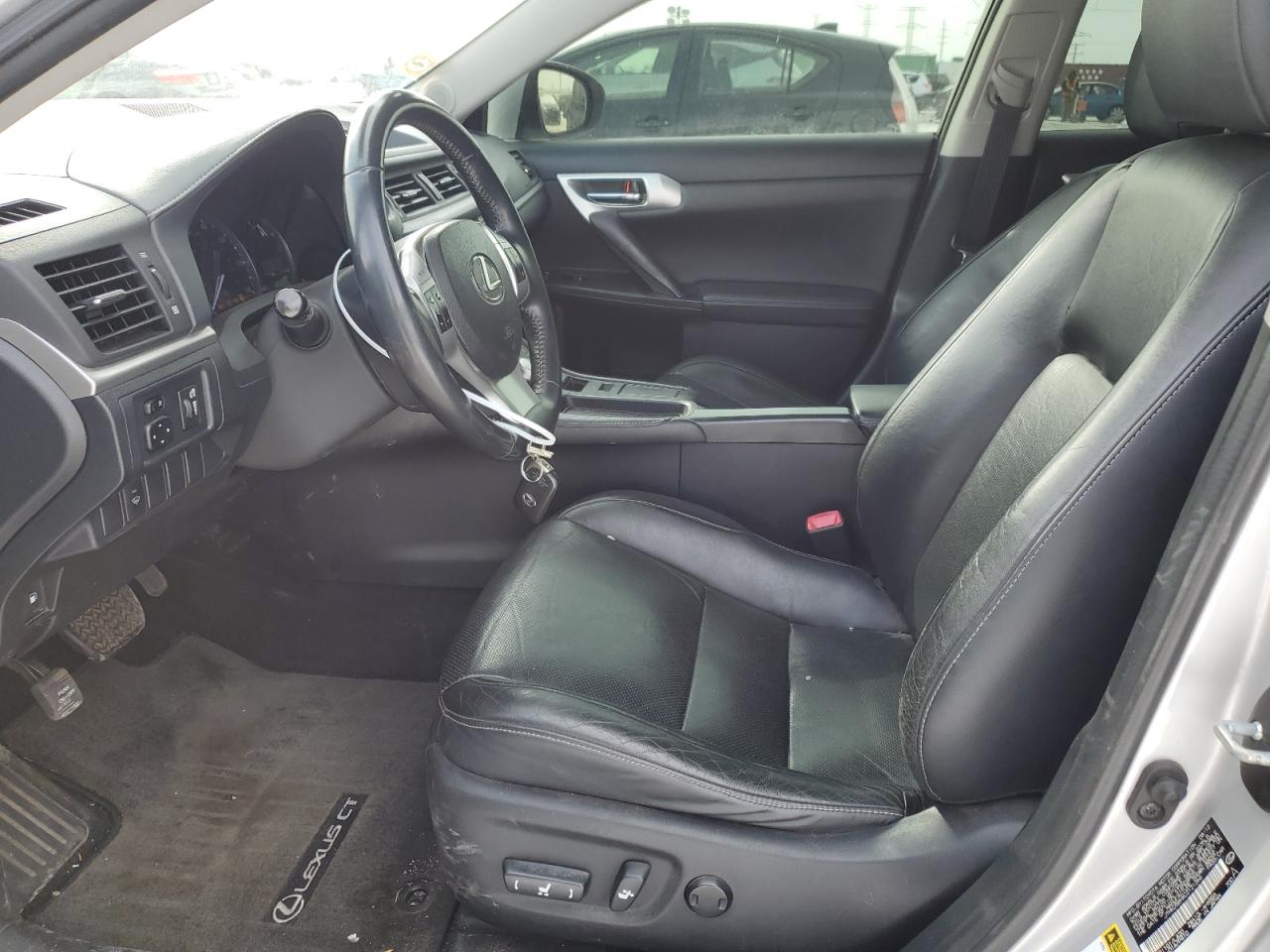 2012 Lexus CT - Image 7