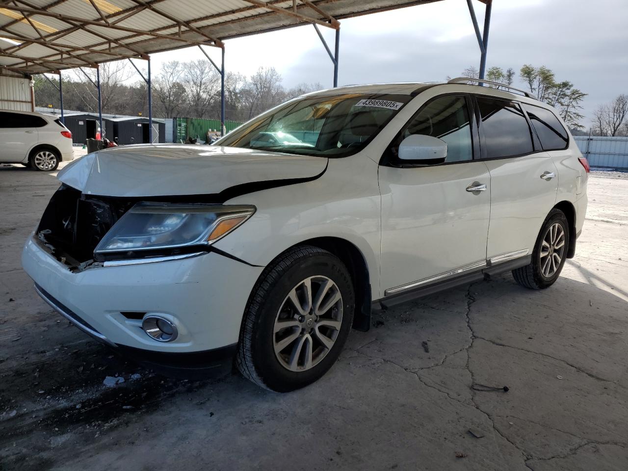 2015 Nissan Pathfinder - Image 1