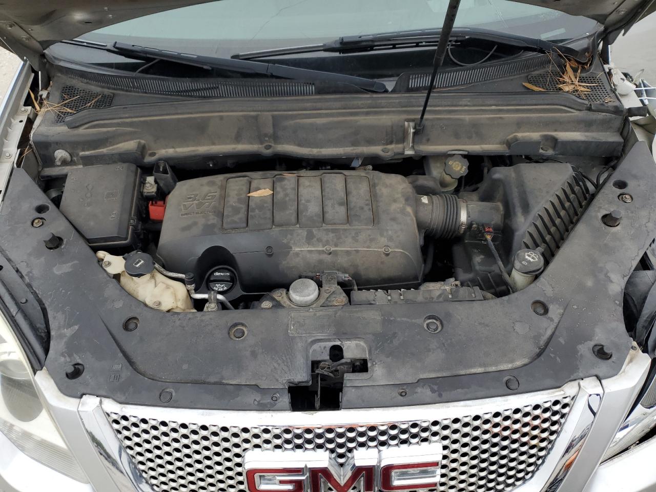 2012 GMC Acadia - Image 12