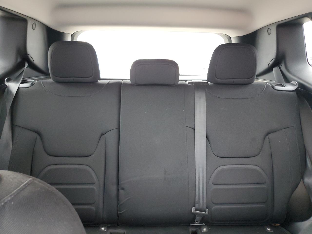 2018 Jeep Renegade - Image 10