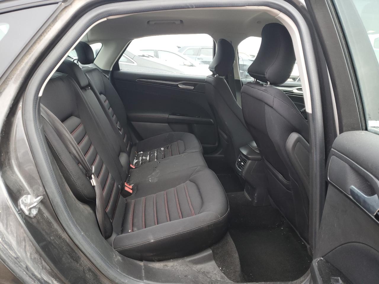 2015 Ford Fusion - Image 10