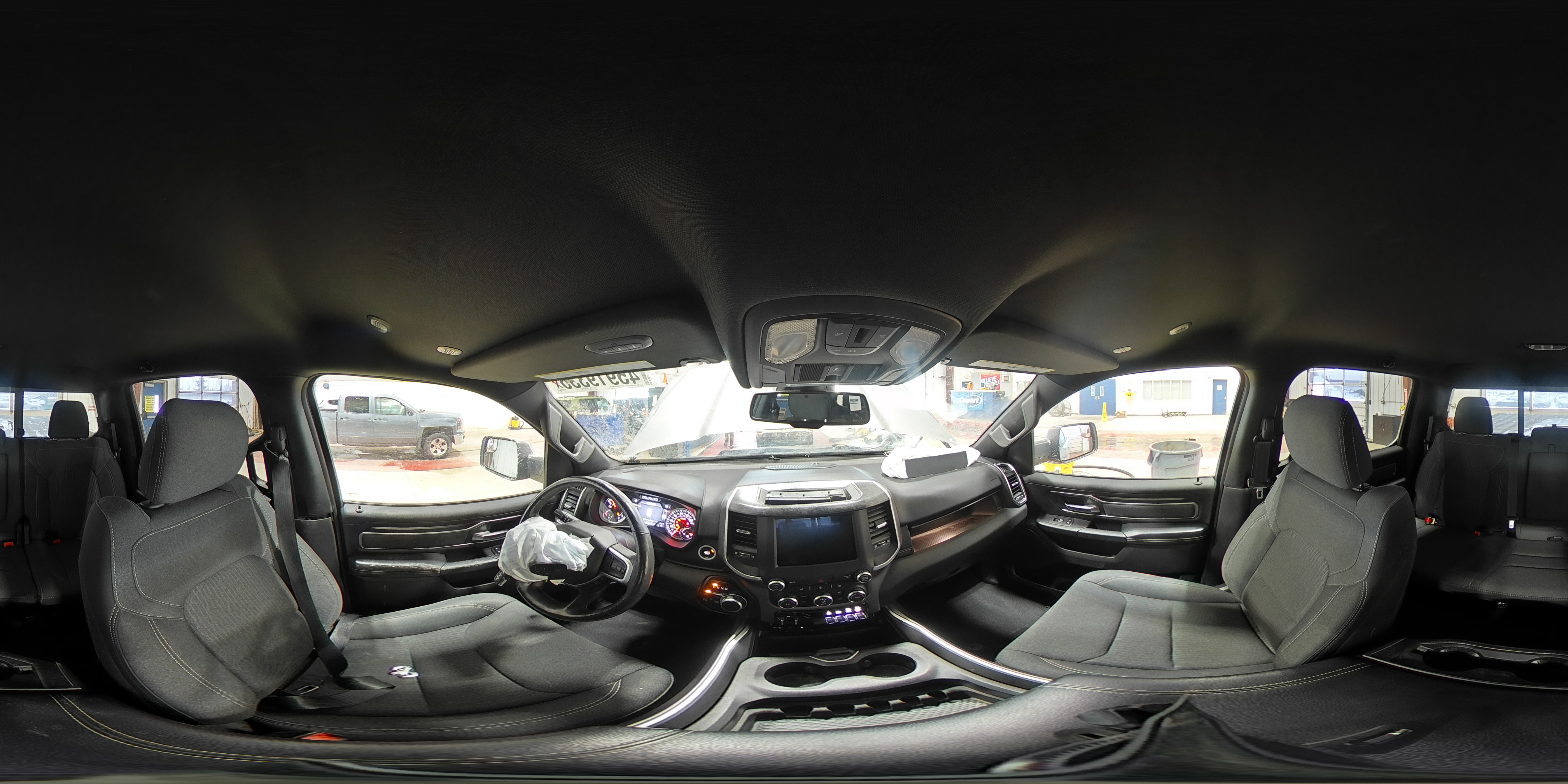 2019 RAM 1500 - Image 12