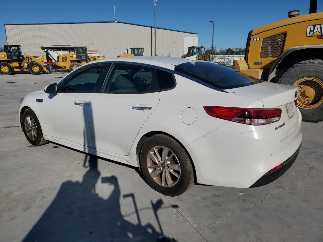 2018 Kia Optima - Image 2