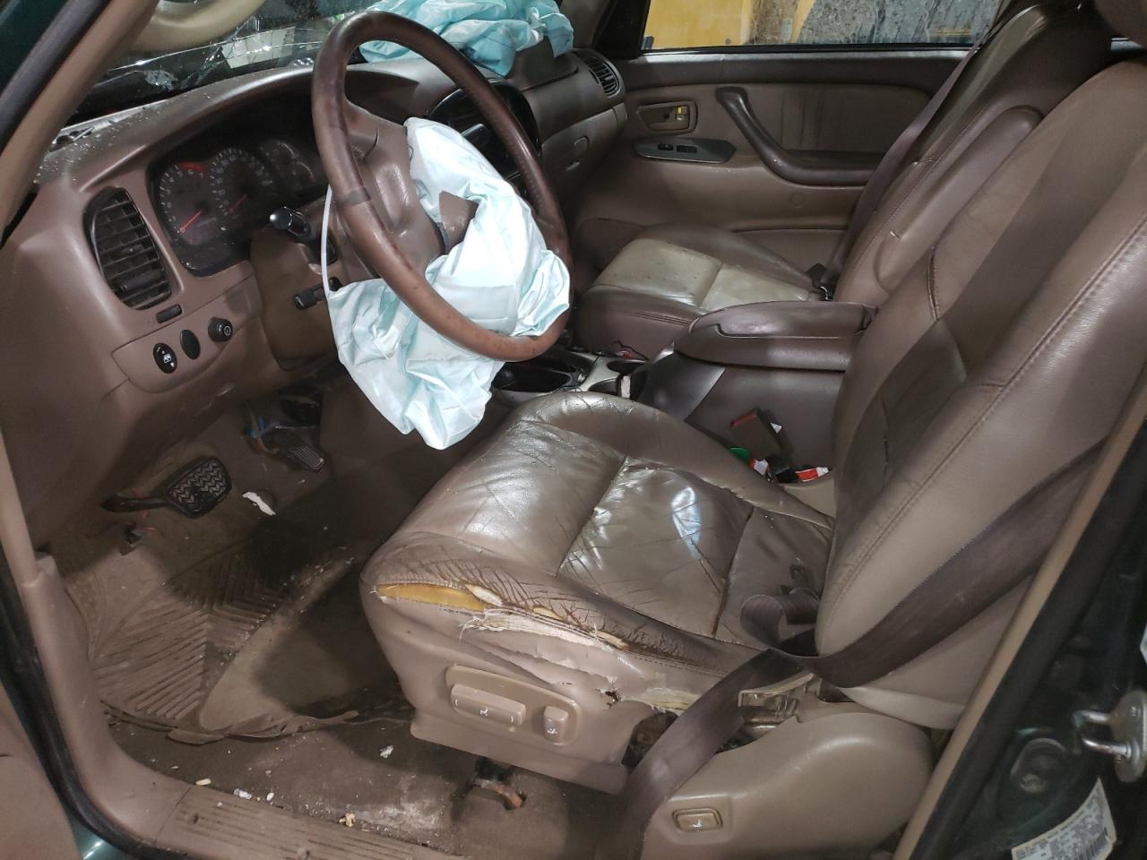 2001 Toyota Sequoia - Image 7