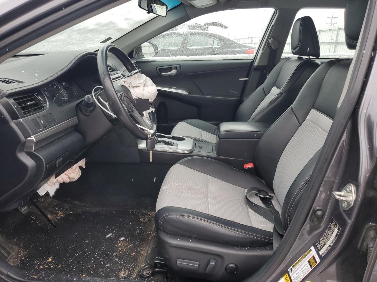 2014 Toyota Camry - Image 7