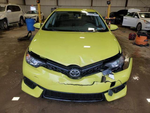  TOYOTA COROLLA 2017 Зеленый