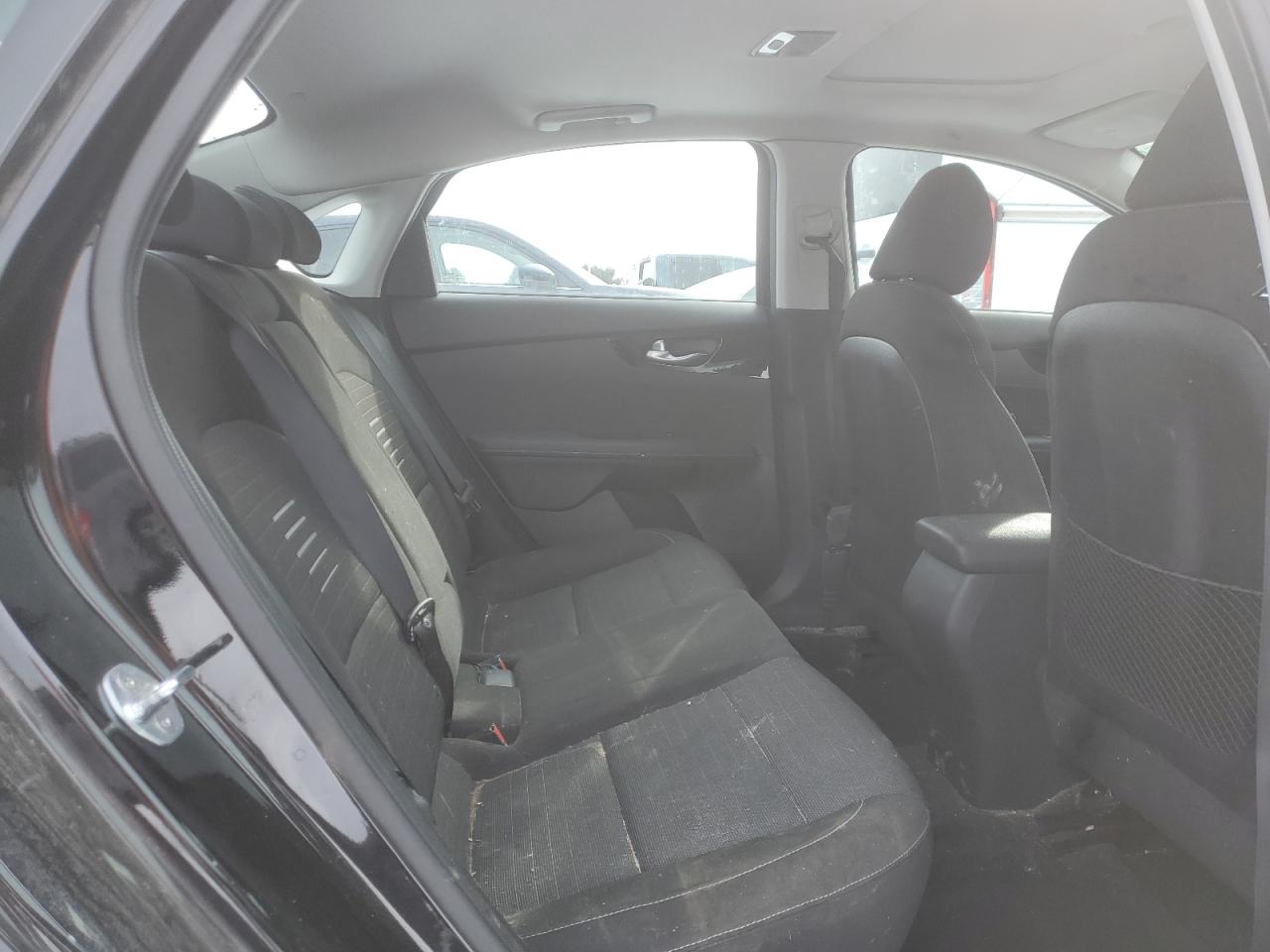 2019 Kia Forte - Image 10