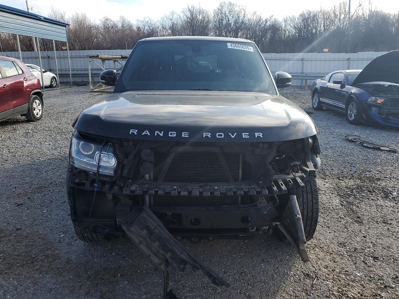 2015 Land Rover Range Rover - Image 5