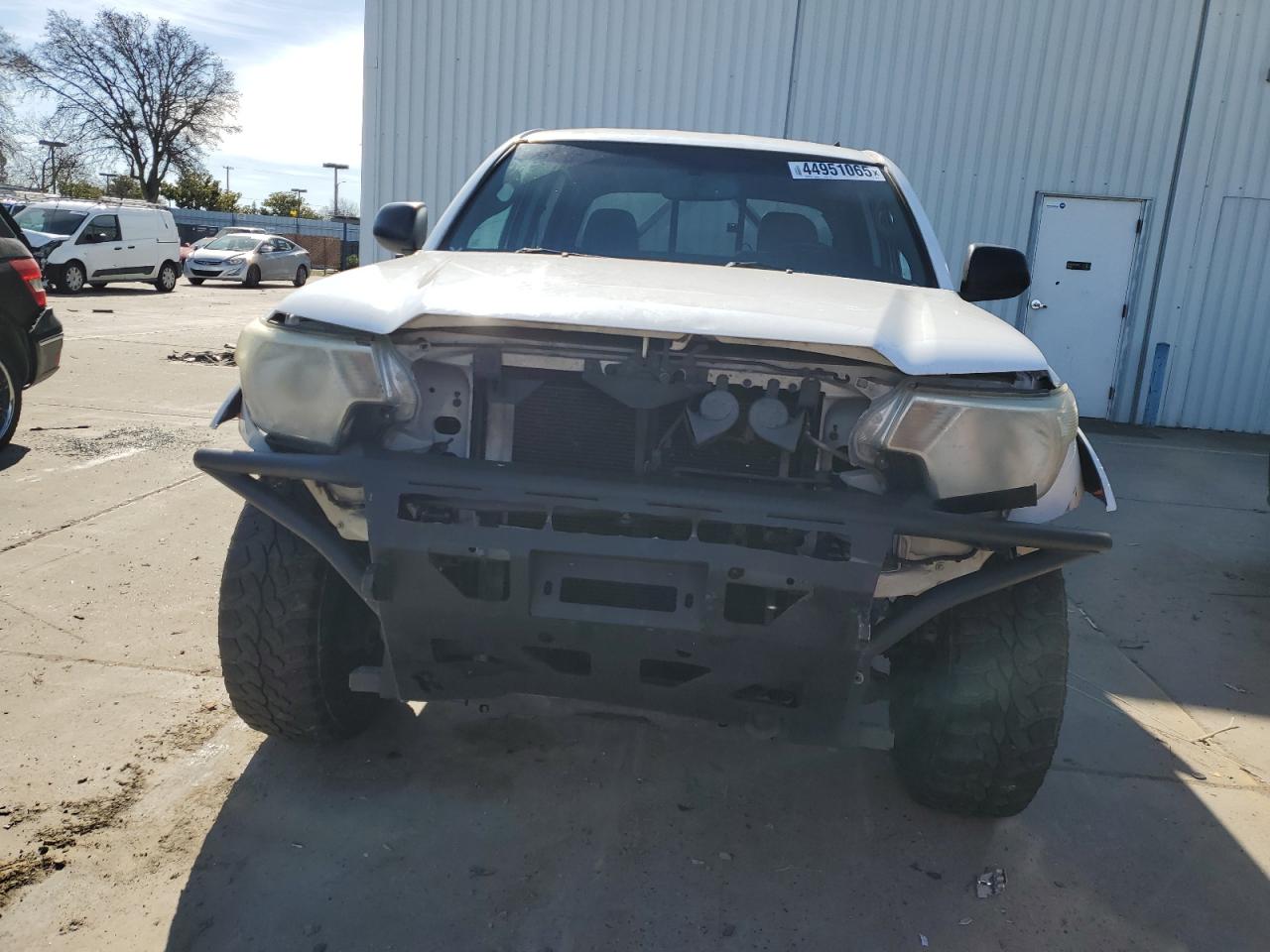 2014 Toyota Tacoma - Image 5