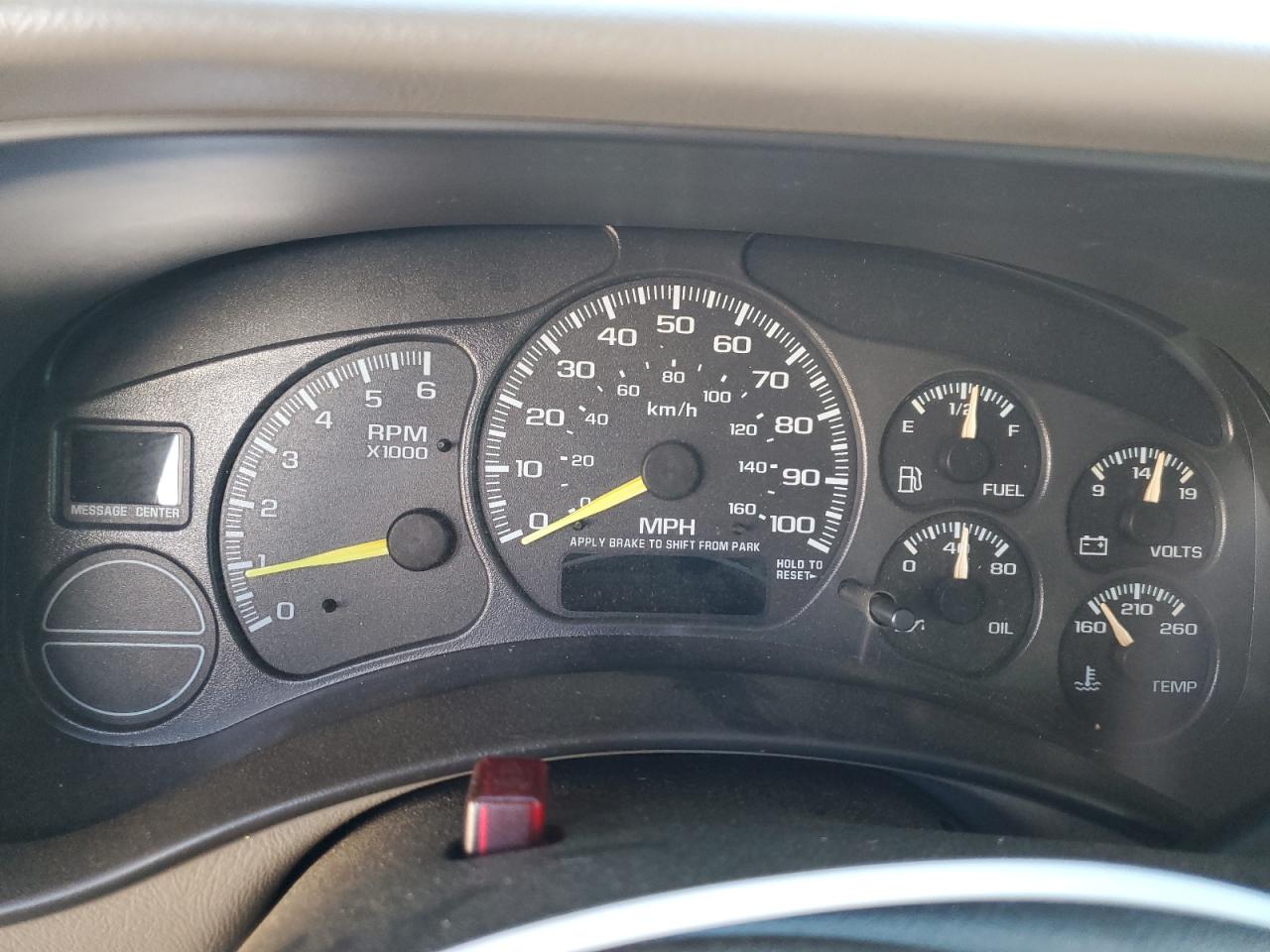 2001 GMC Yukon - Image 9