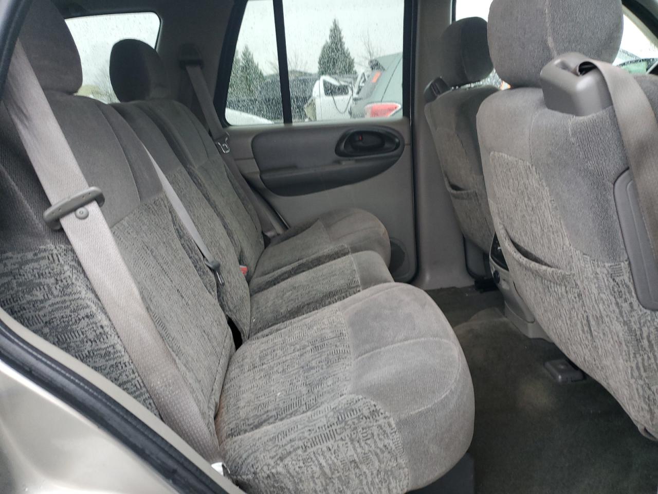 2002 Chevrolet TrailBlazer - Image 12
