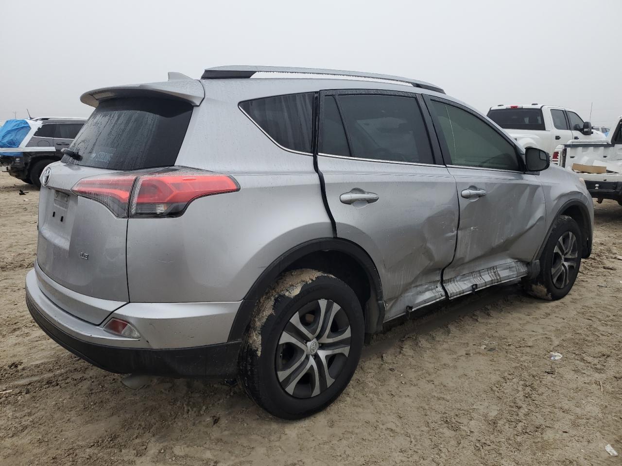 2018 Toyota RAV 4 - Image 3