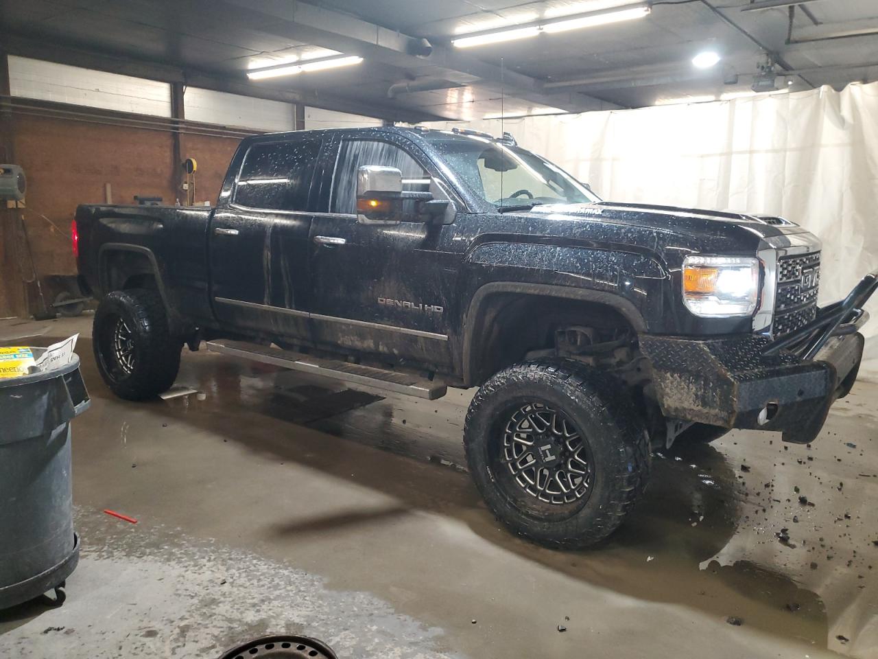 2018 GMC Sierra - Image 4