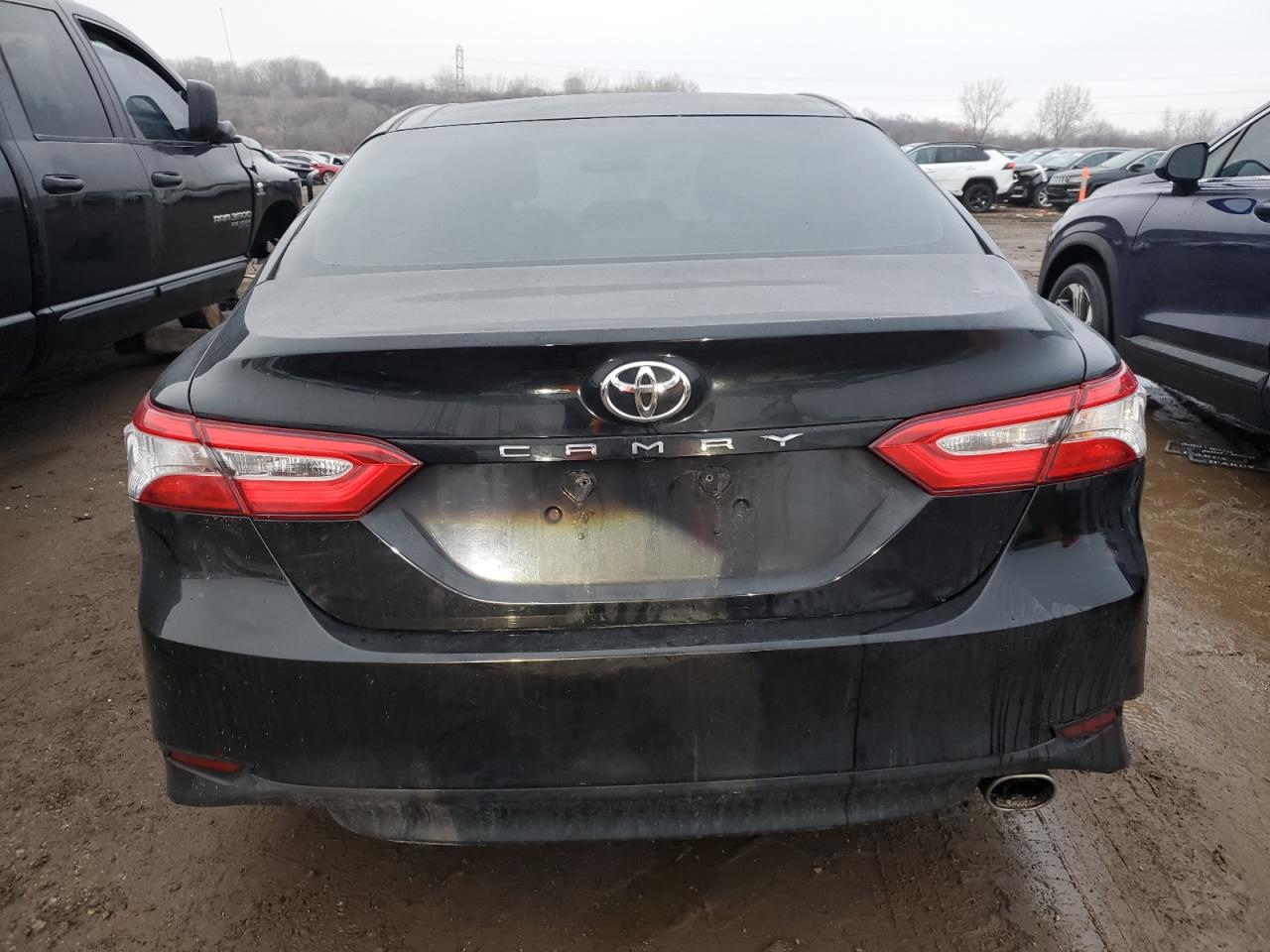 2018 Toyota Camry - Image 6