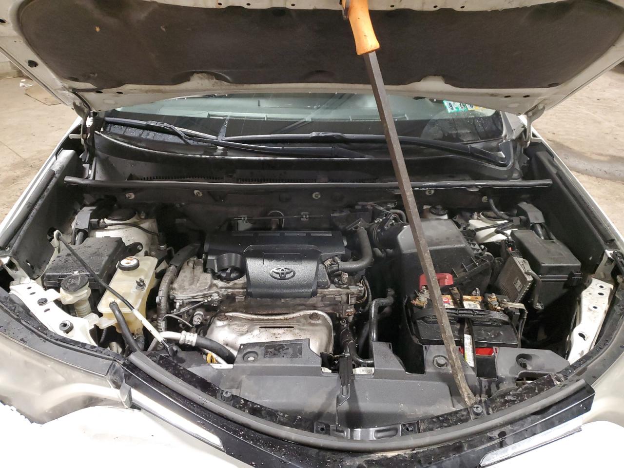 2017 Toyota RAV 4 - Image 12