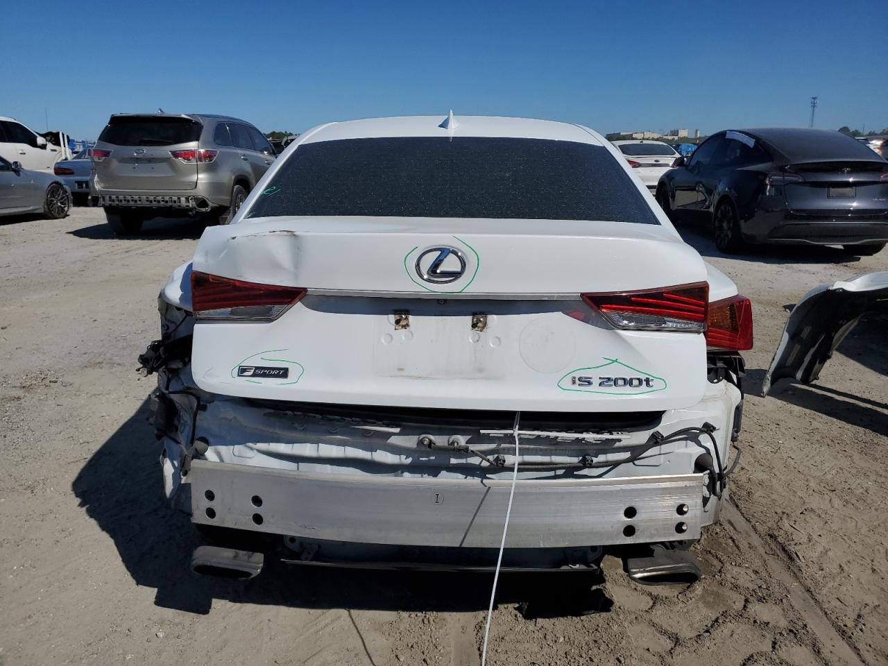 2017 Lexus IS - Image 6