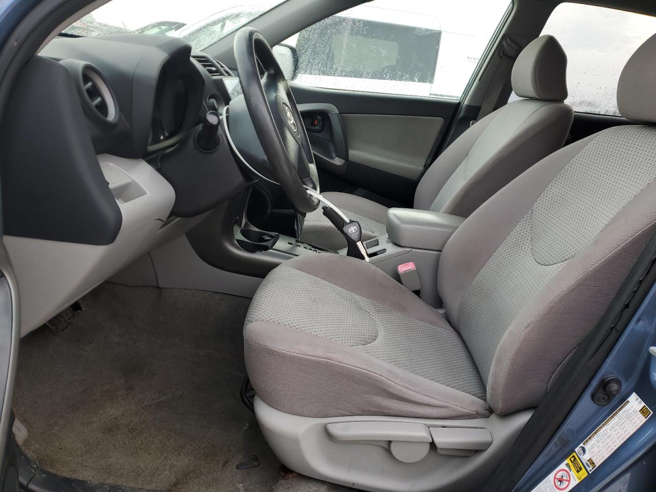 2010 Toyota RAV 4 - Image 7