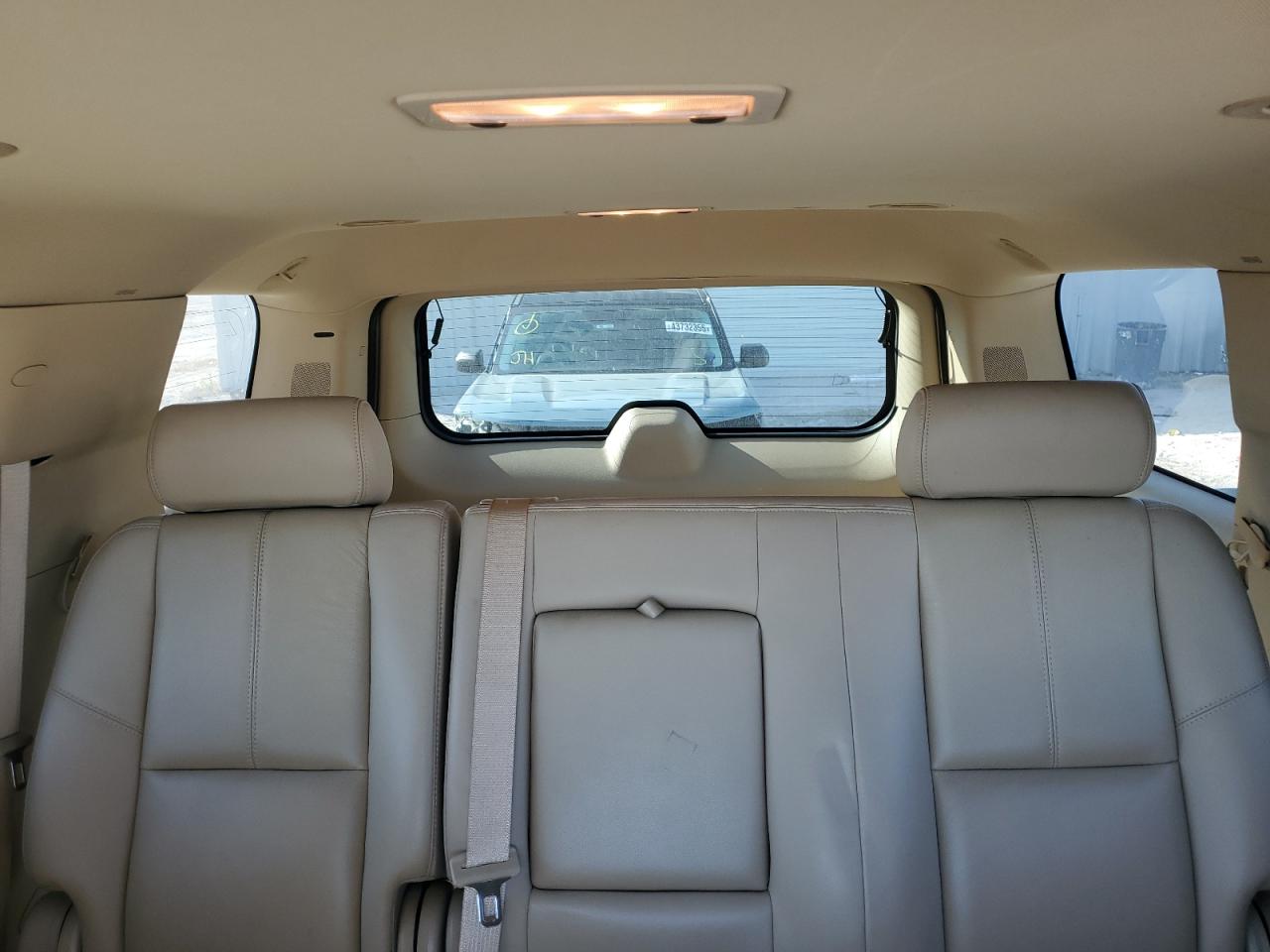2007 Chevrolet Tahoe - Image 10