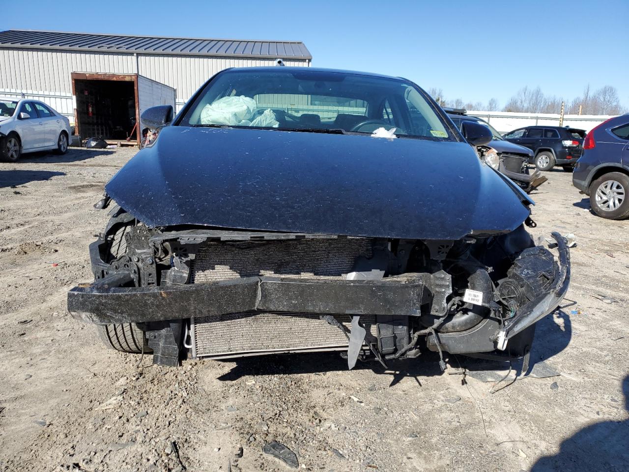 2017 Hyundai Elantra - Image 5