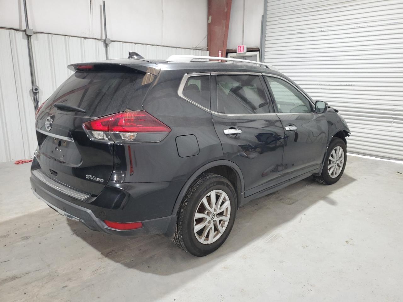 2019 Nissan Rogue - Image 3