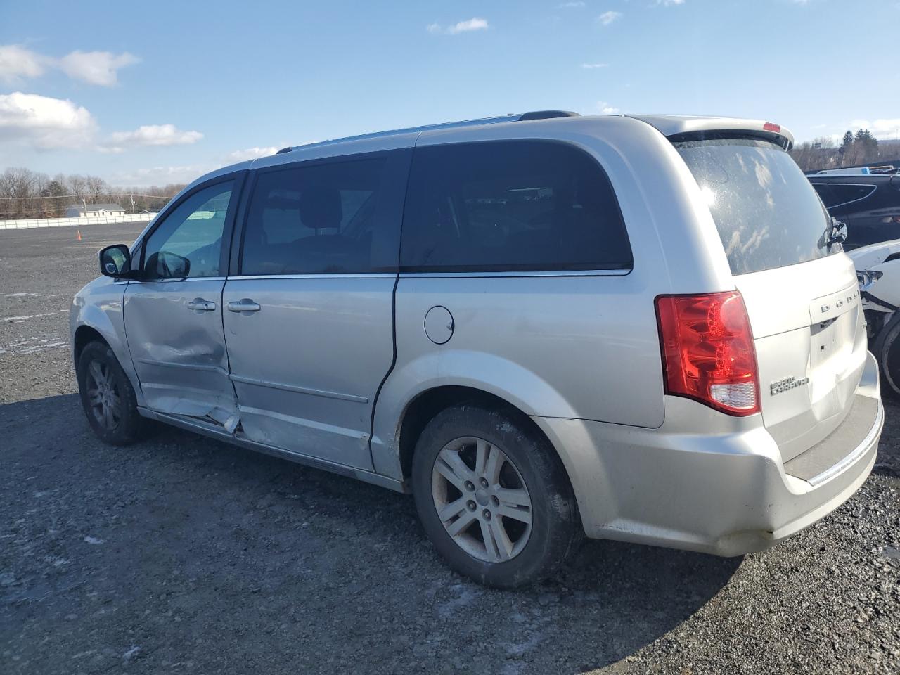 2012 Dodge Caravan - Image 2