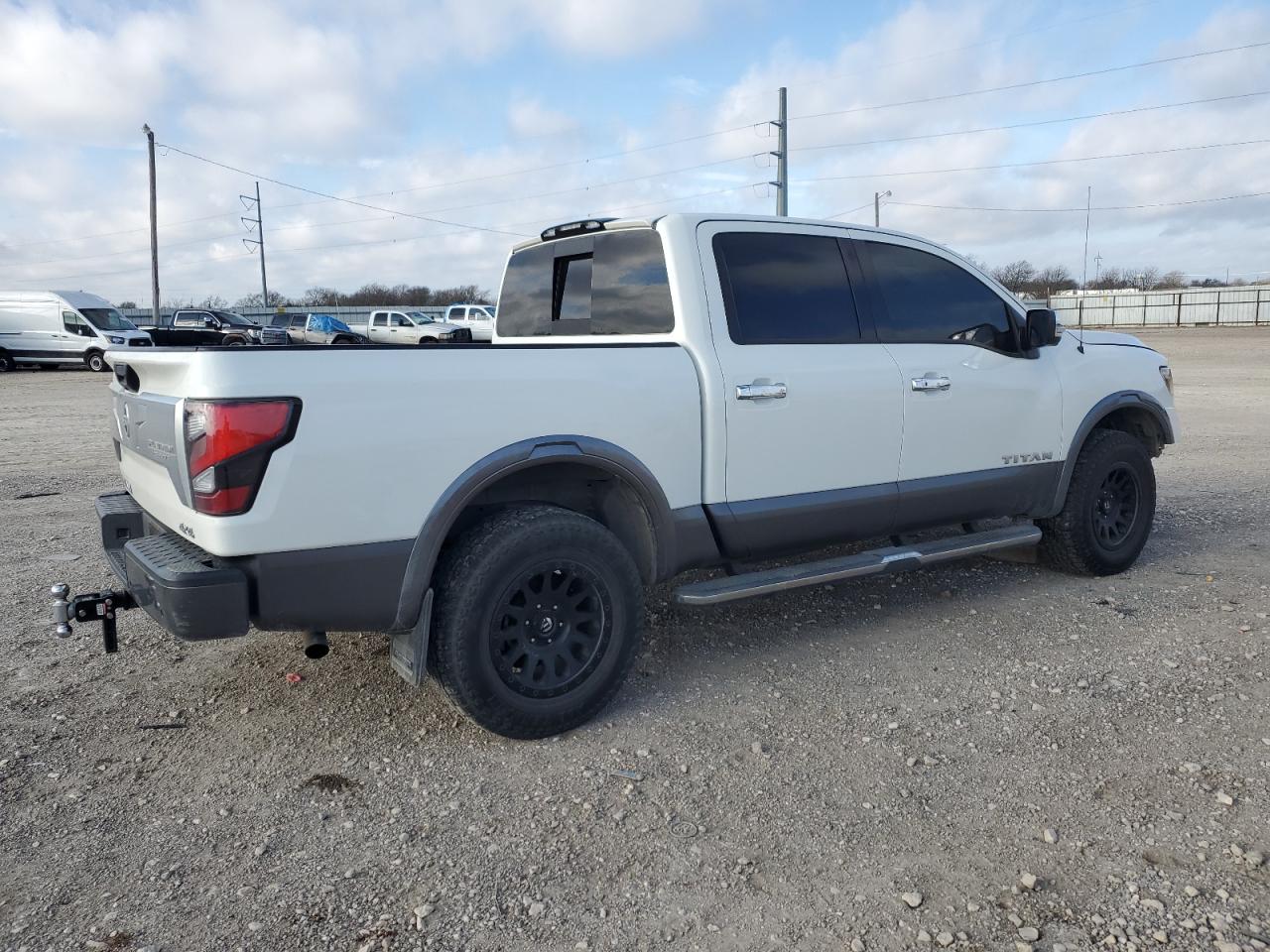 1N6AA1ED0MN512074 NISSAN TITAN 2021