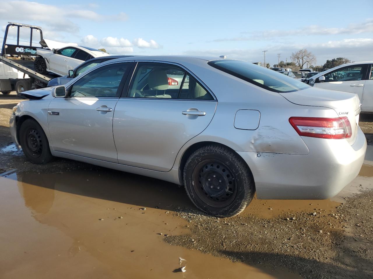 2010 Toyota Camry - Image 2