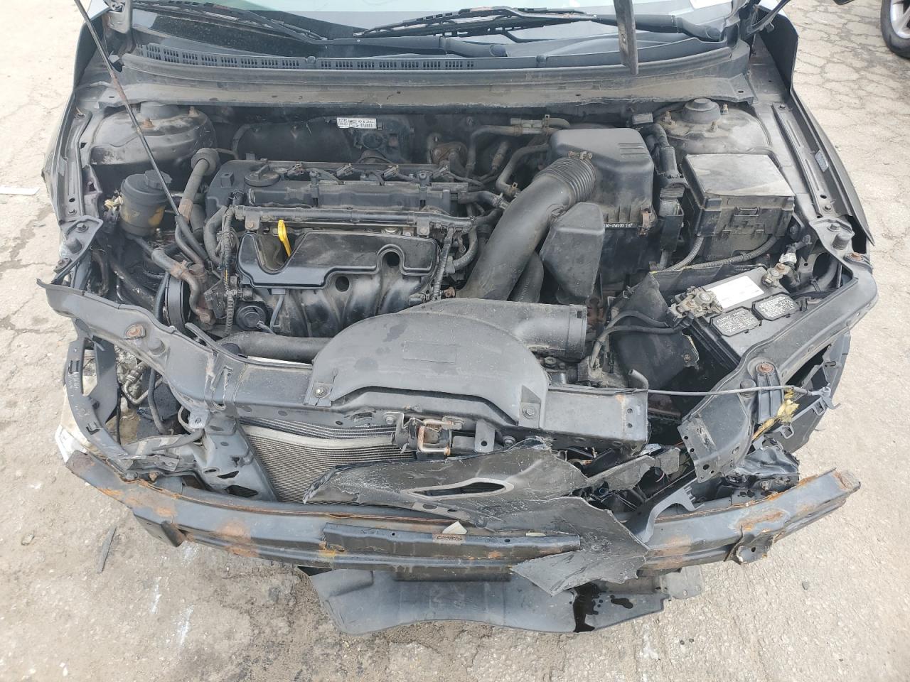 2011 Kia Forte - Image 11