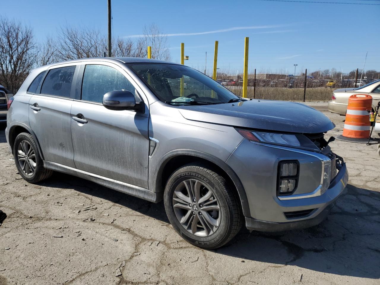 2020 Mitsubishi Outlander - Image 4